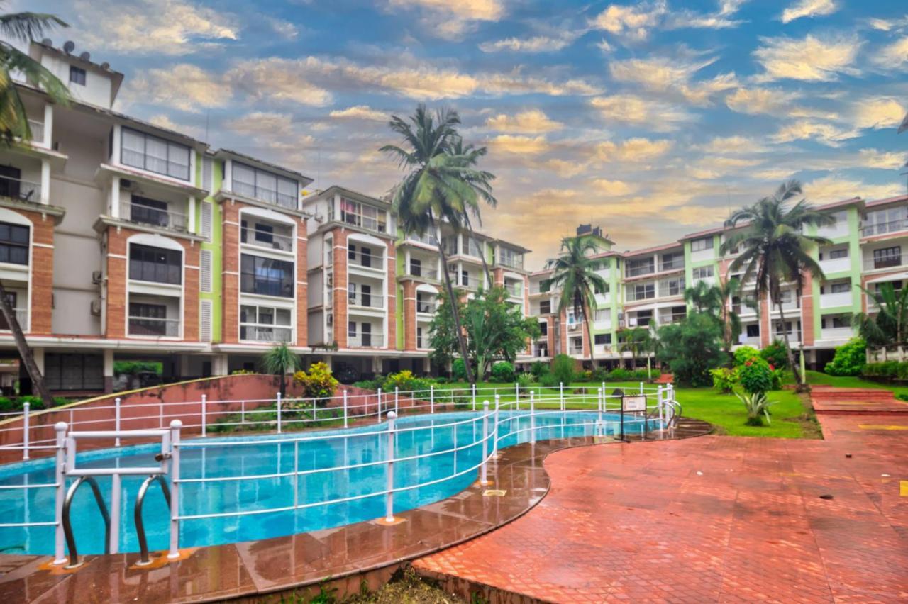 Amazing Pool View Candolim Goa 2Bhk Apartment Eksteriør billede