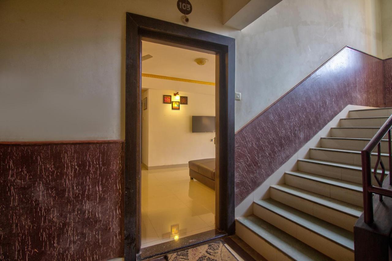 Amazing Pool View Candolim Goa 2Bhk Apartment Eksteriør billede