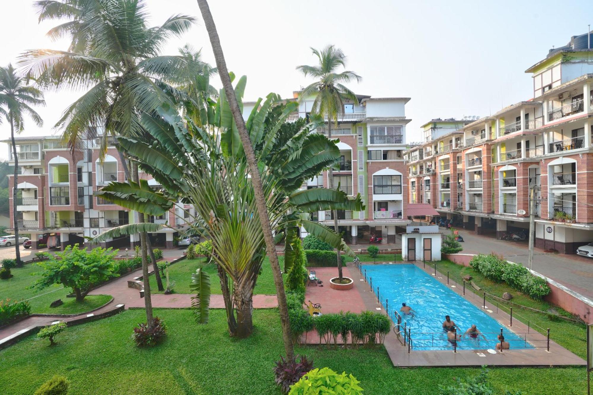 Amazing Pool View Candolim Goa 2Bhk Apartment Eksteriør billede